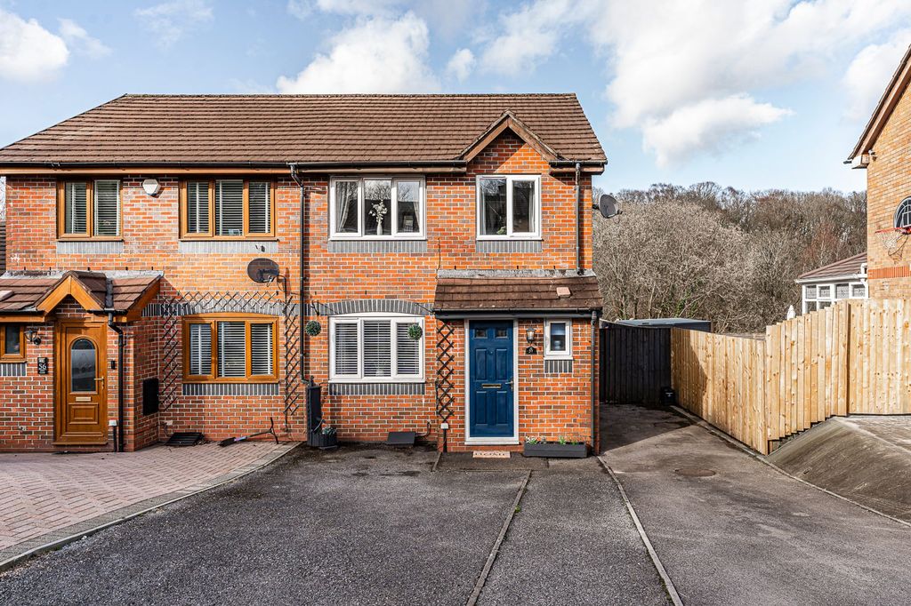 Property photo 1 of 33