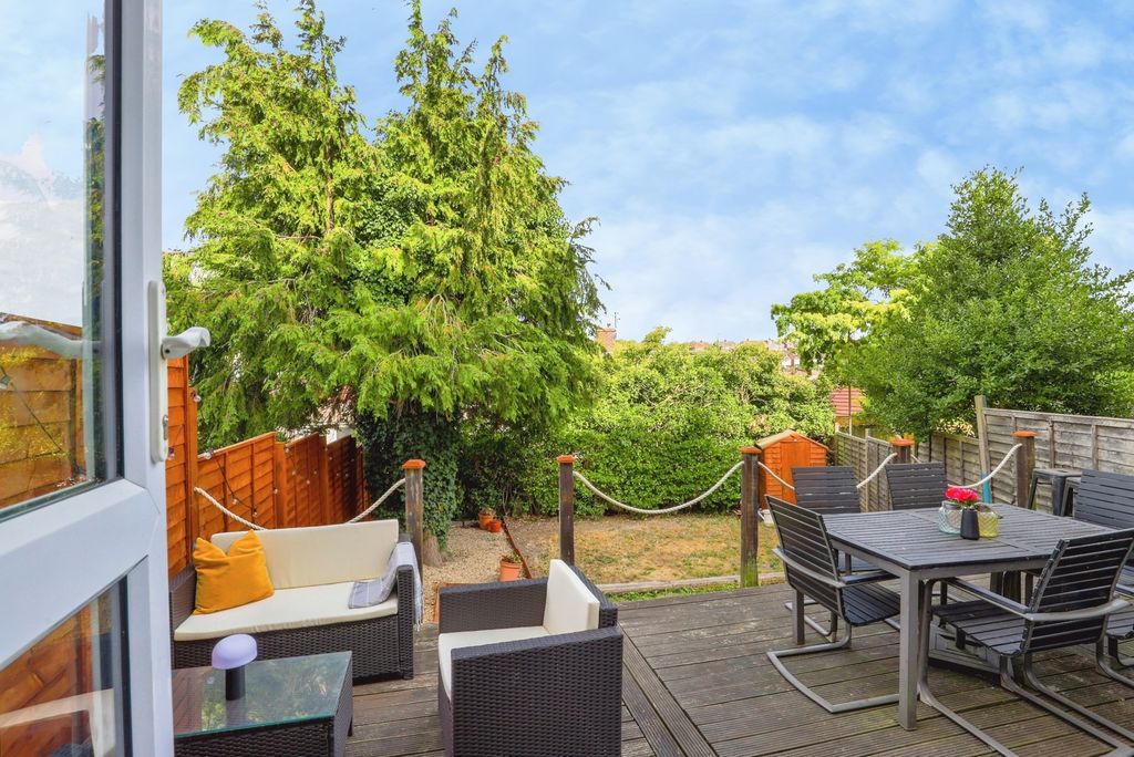 Property photo 2 of 12 Pbox-Img.Jpg