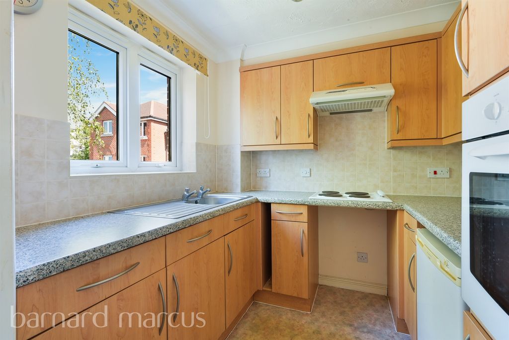 Property photo 3 of 9