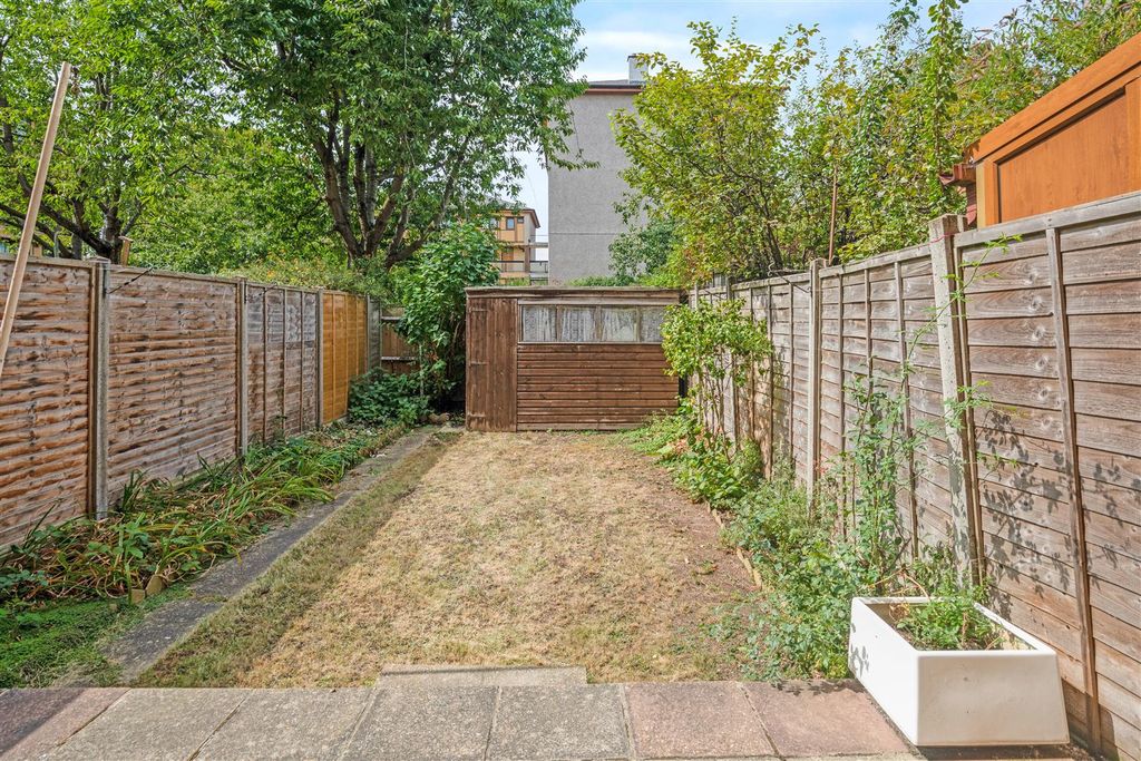 Property photo 3 of 10