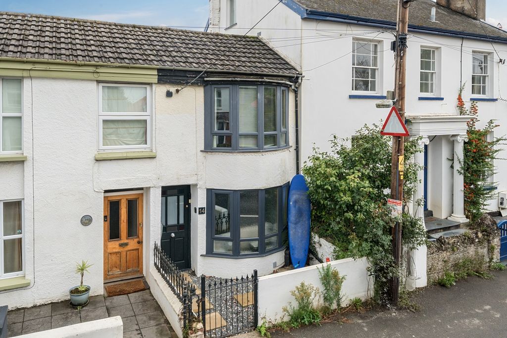 Property photo 1 of 24 1521371 (2)