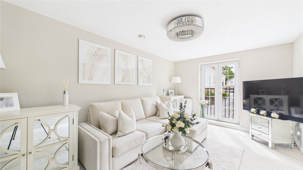 Property photo 2 of 16