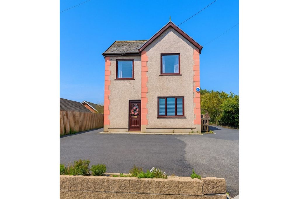 Property photo 1 of 29