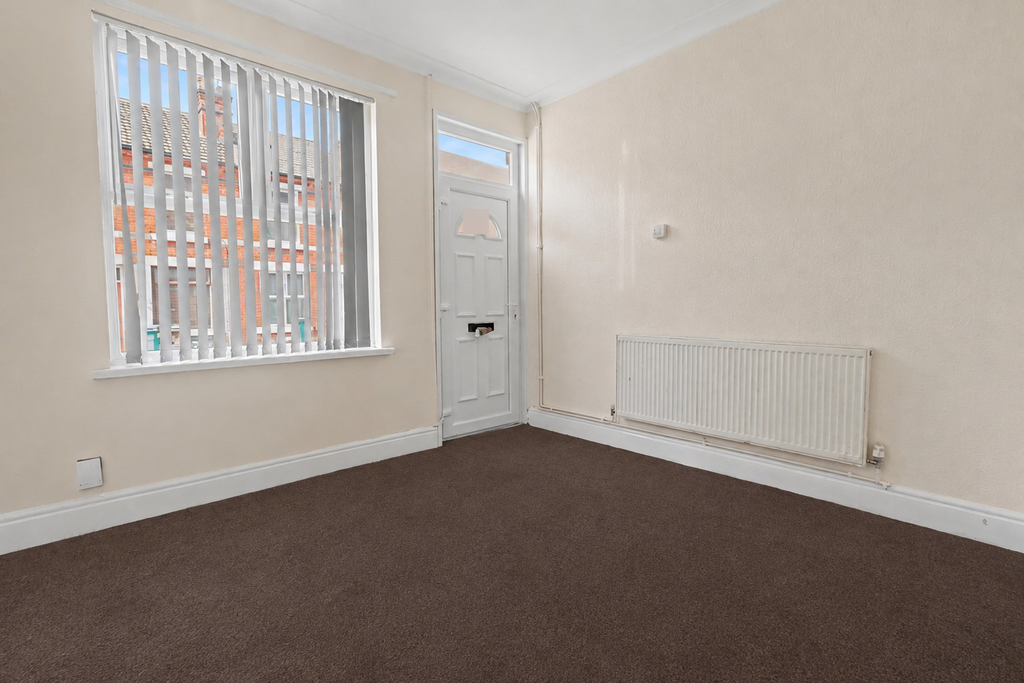 Property photo 3 of 10 Photo 2