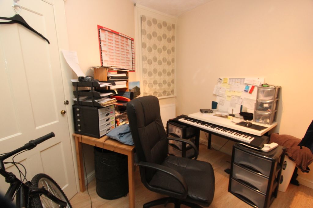 Property photo 3 of 8