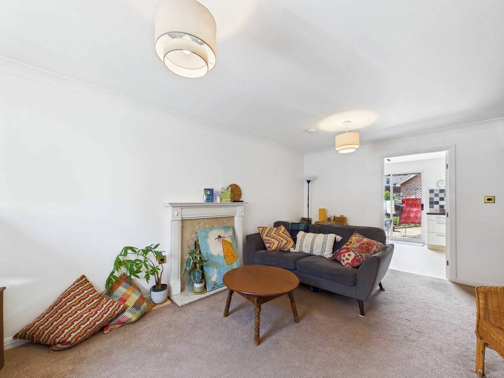 Property photo 2 of 14 Giraffe360-Still001