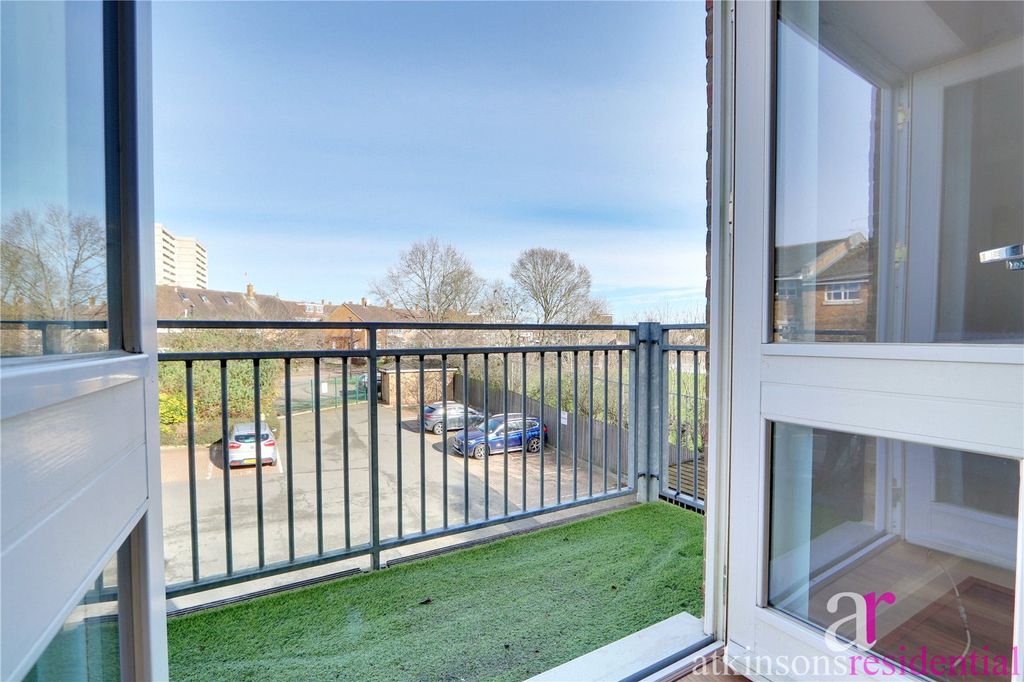 Additional image 5 of 2 bed flat for salePinnata Close, Enfield EN2