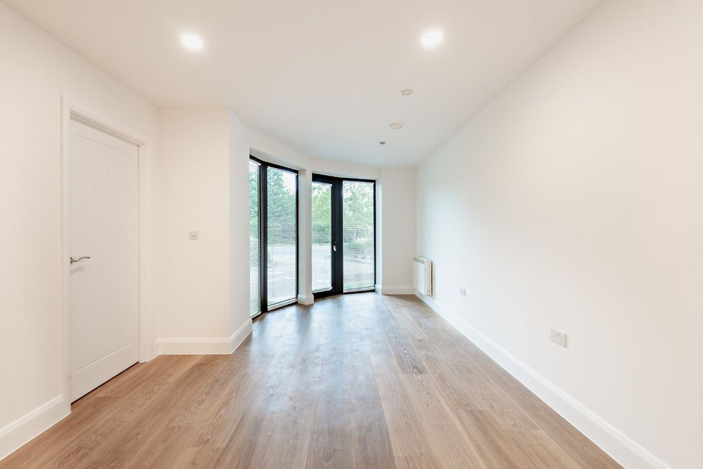 Property photo 2 of 13 2