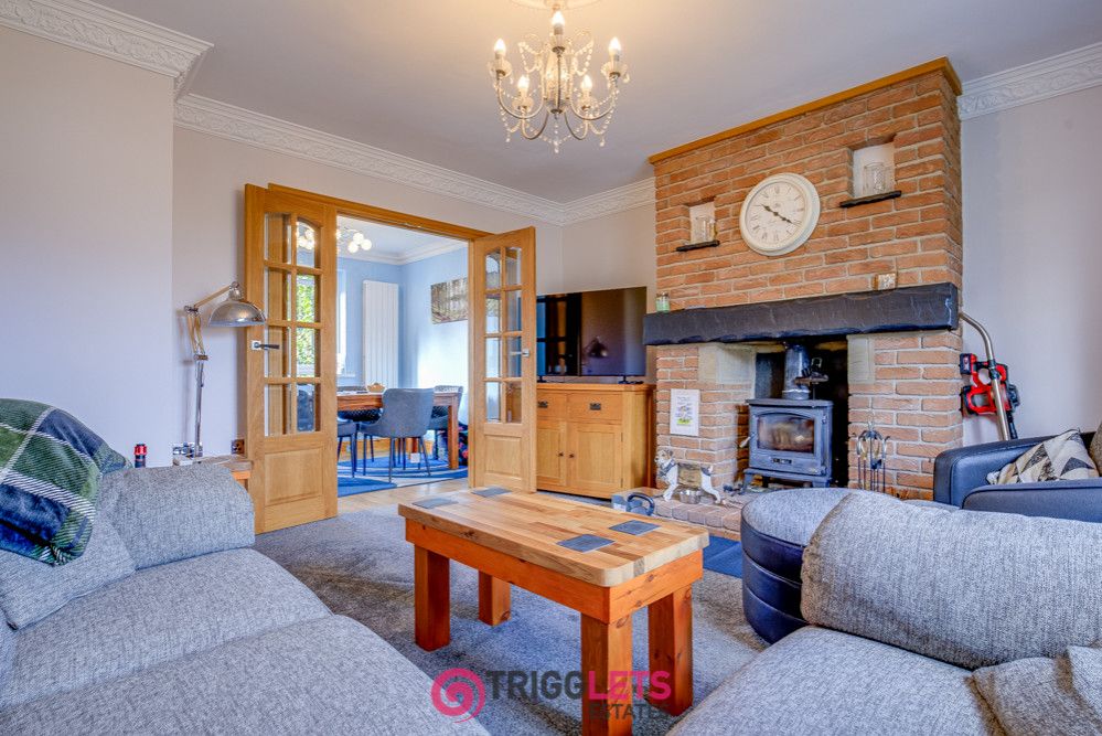 Property photo 3 of 34