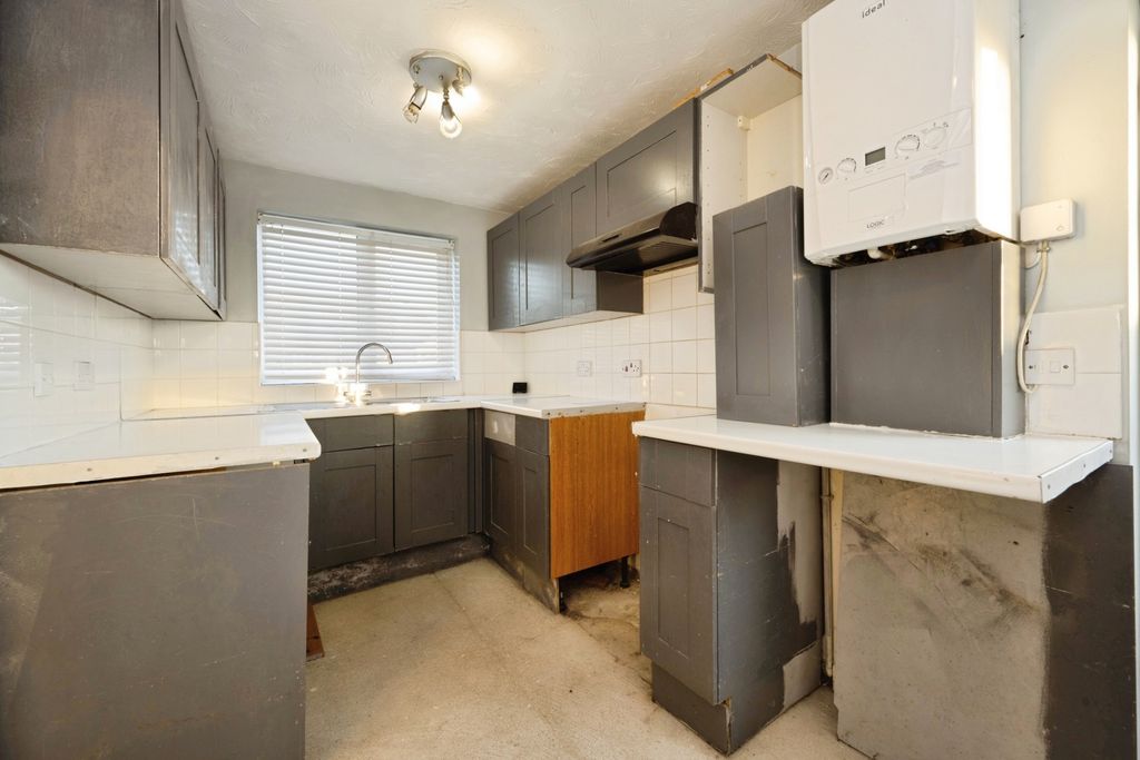 Property photo 2 of 13 Pbox-Img.Jpg