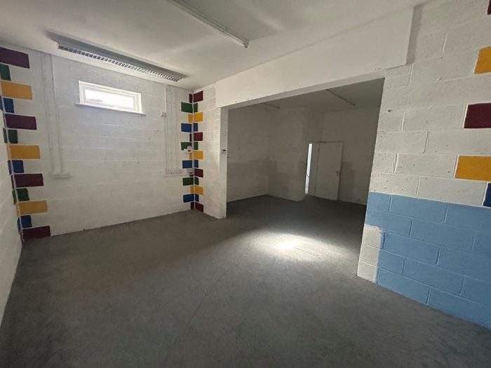 Property photo 2 of 7