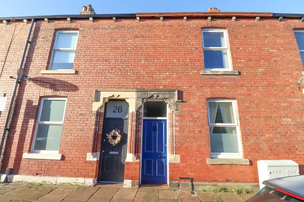 Property photo 1 of 16 External