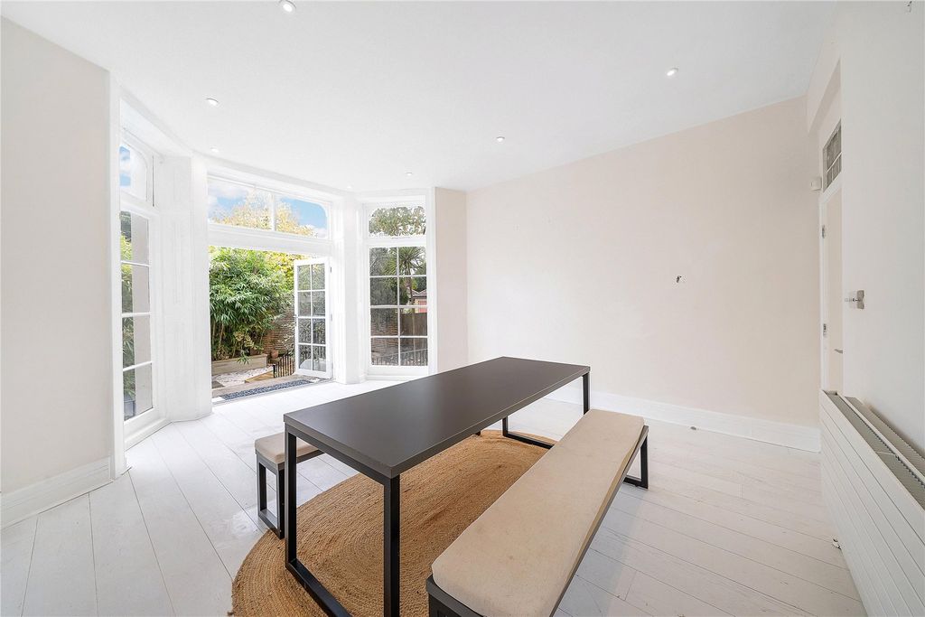 Property photo 3 of 18 Picture No. 04