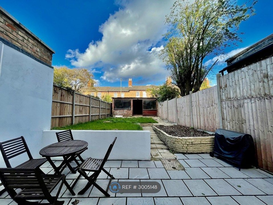 Property photo 2 of 12 Rear Garden