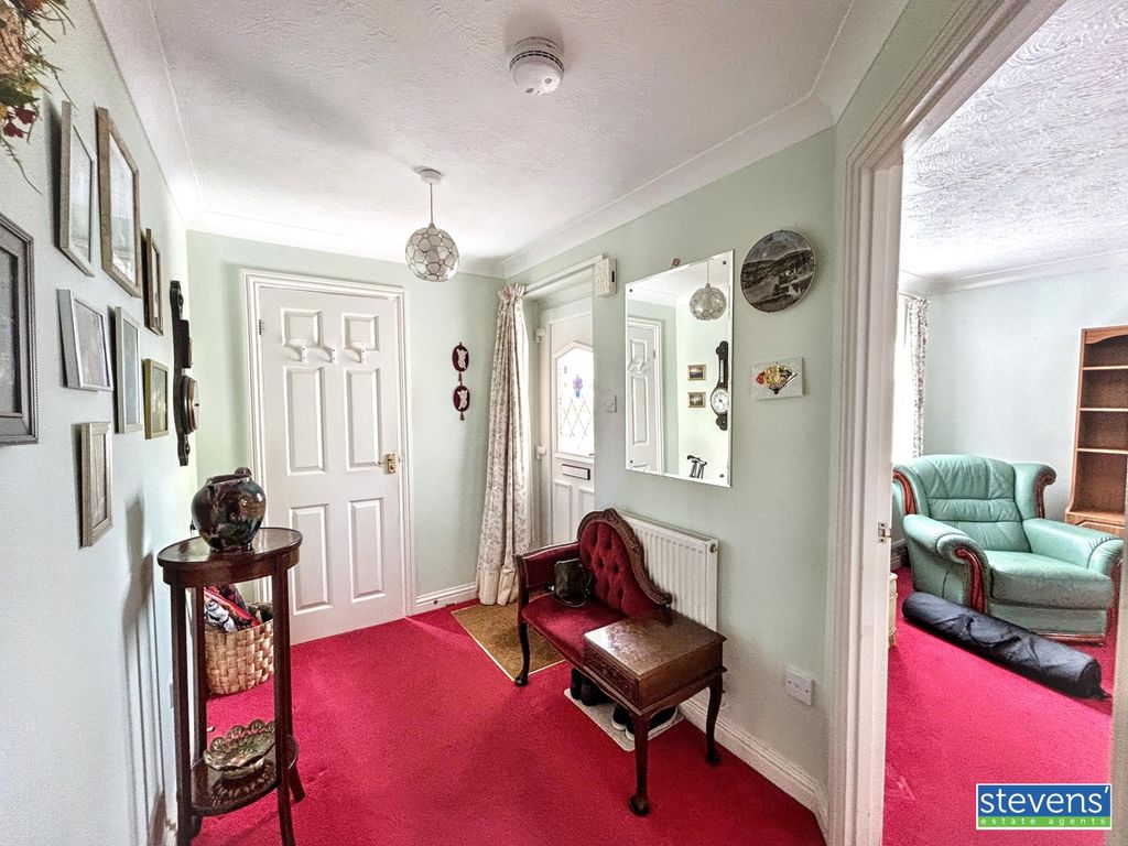 Property photo 2 of 14 Img_1894
