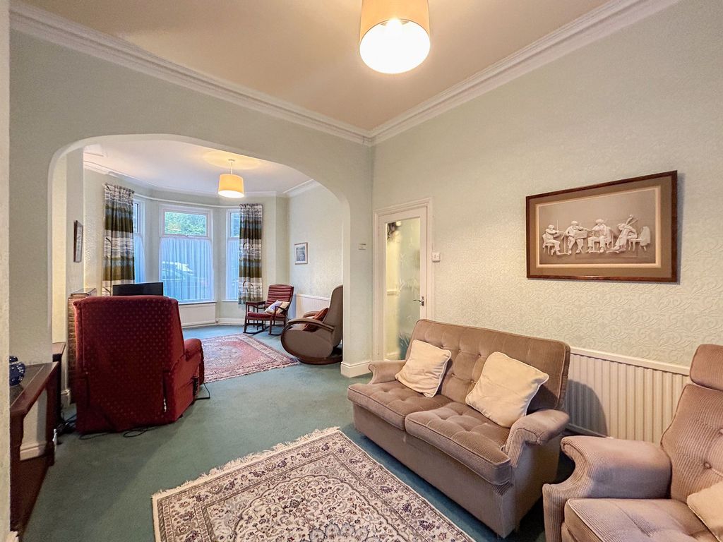 Property photo 2 of 24