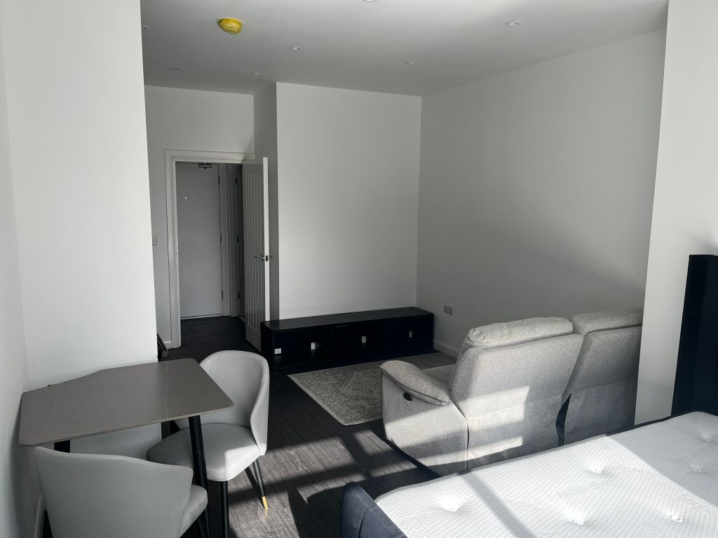 Property photo 3 of 9