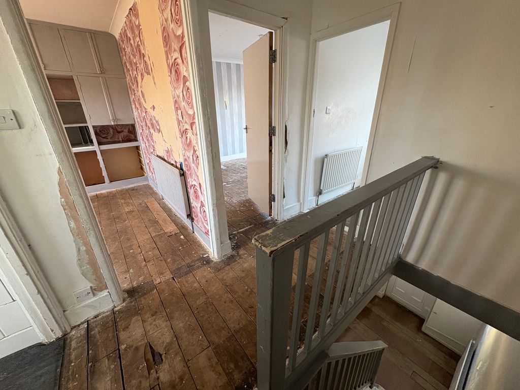 Property photo 3 of 14 Img_0742