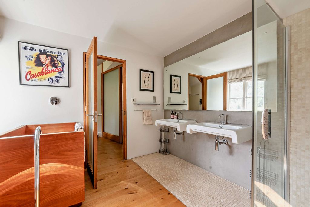 Additional image 14 of 6 bed detached house for saleHorris Hill, Newbury, Berkshire RG20