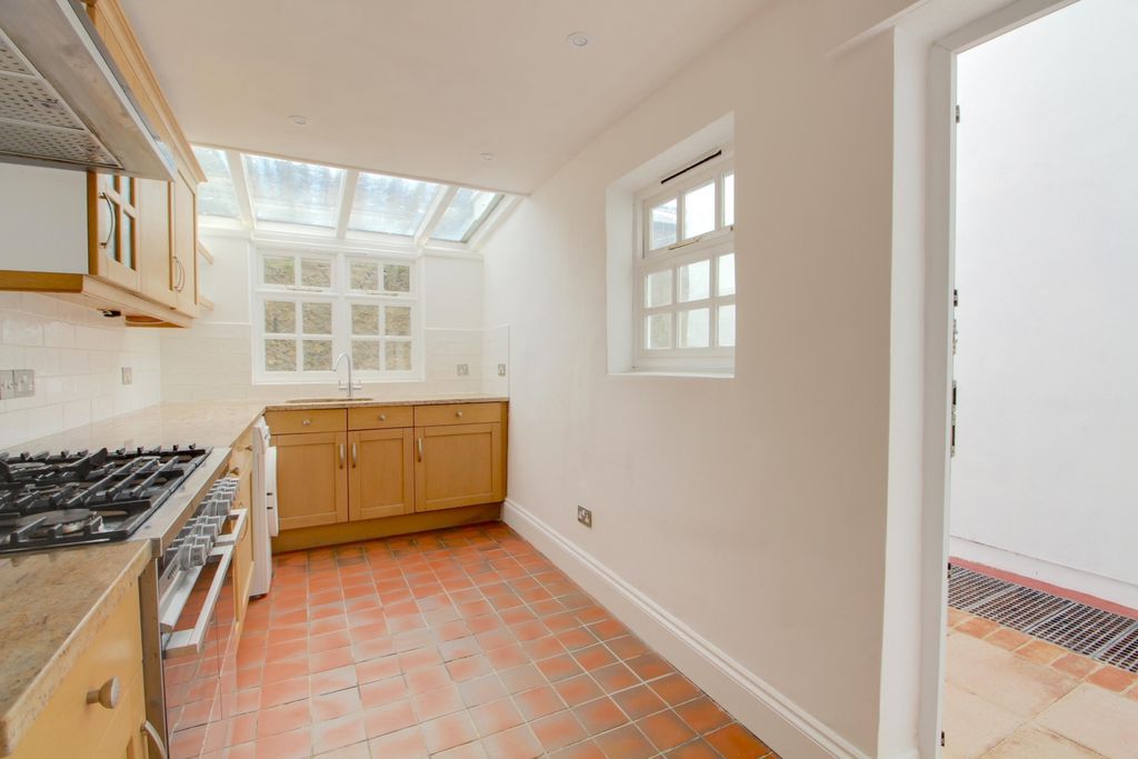 Property photo 2 of 13 Kitchen