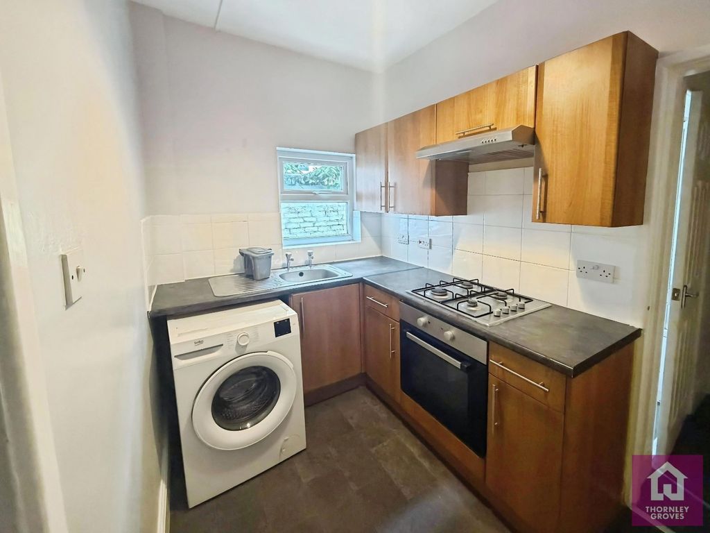 Property photo 1 of 8 Picture No. 10