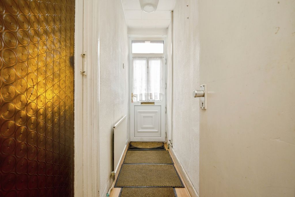 Property photo 2 of 18 Pbox-Img.Jpg