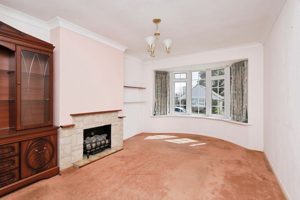 Property photo 3 of 16 Photo