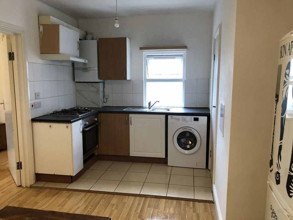 Property photo 3 of 6