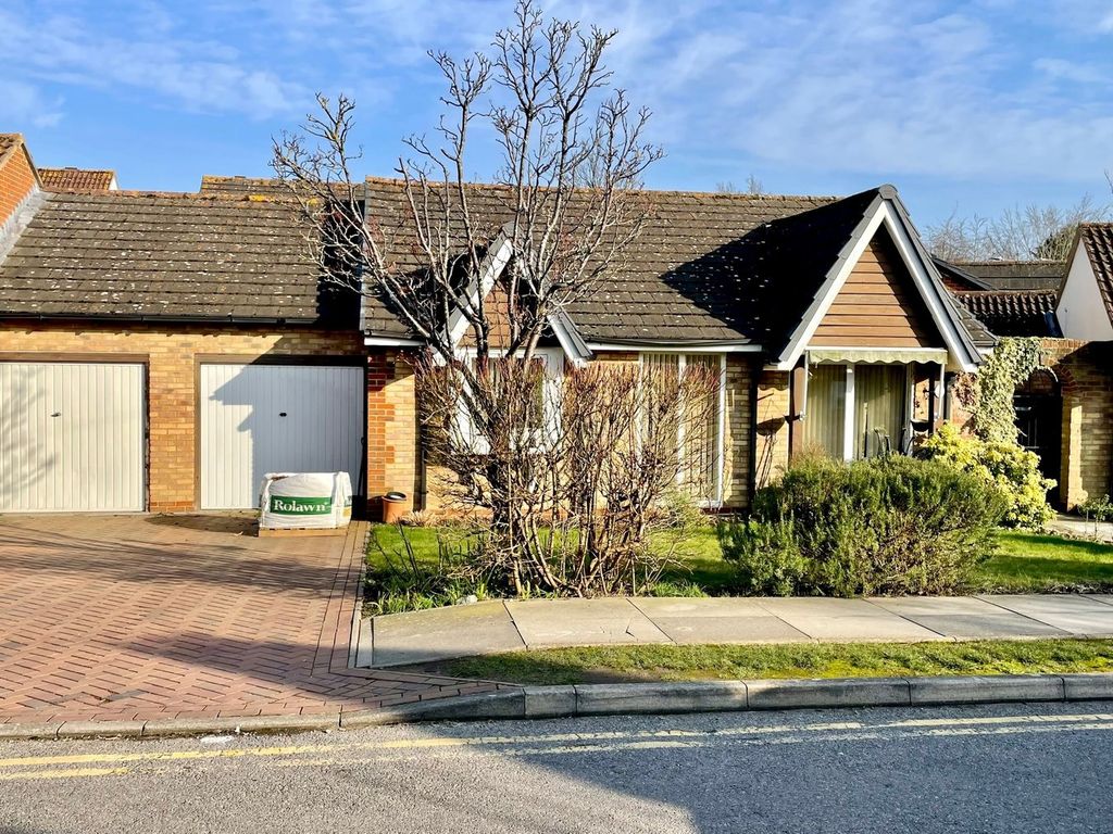 Property photo 1 of 8