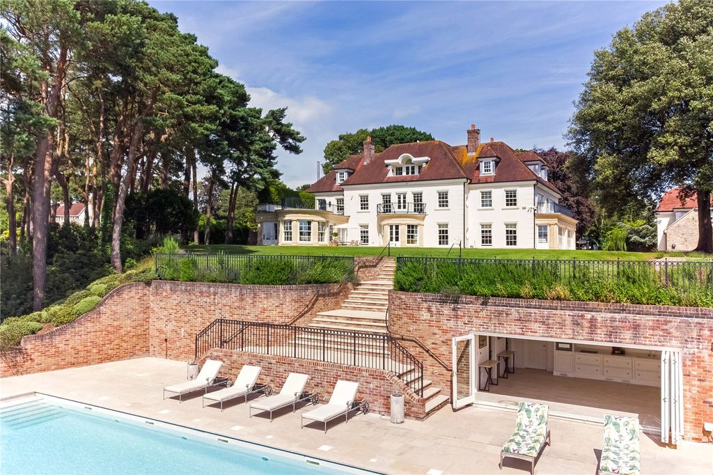 Property photo 1 of 31 Rear