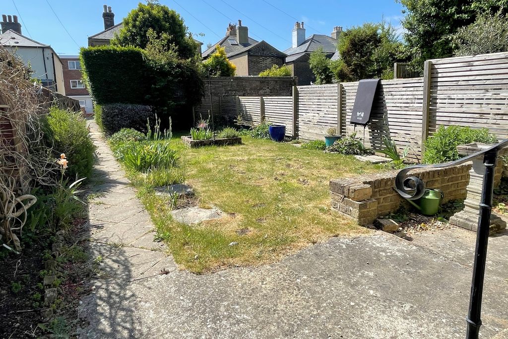 Property photo 3 of 14 Photo 3
