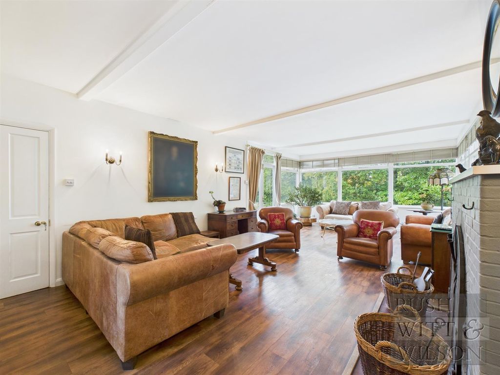 Property photo 3 of 48