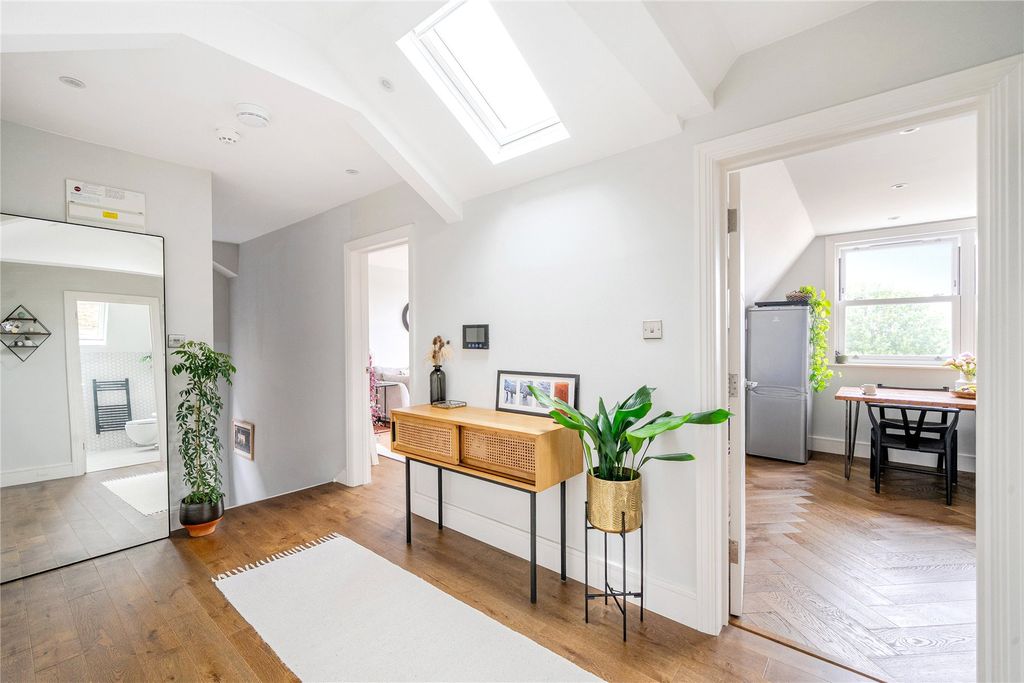 Property photo 1 of 11 Picture No. 05