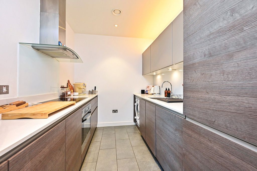 Property photo 3 of 12 Picture No. 18