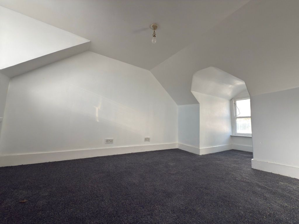 Property photo 2 of 3