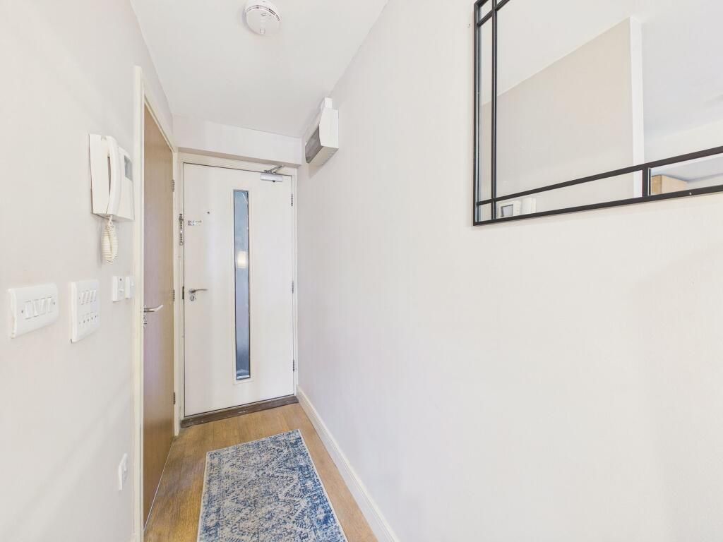 Property photo 2 of 10 Photo 1