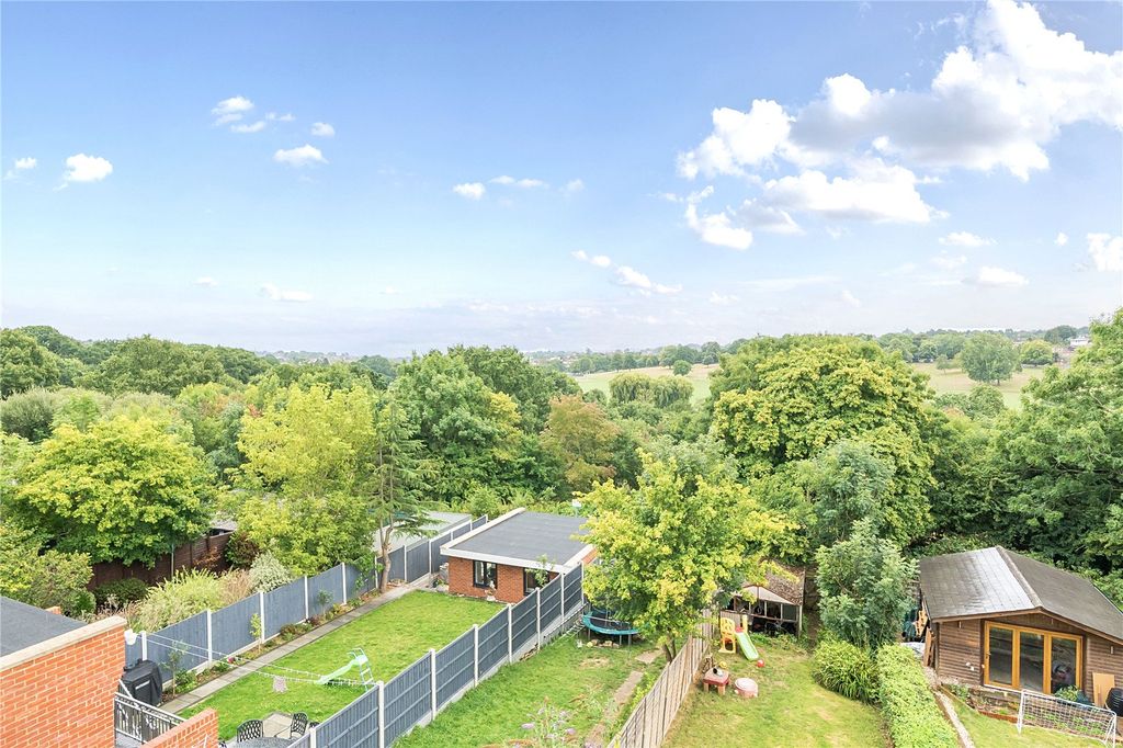 Property photo 2 of 18 Picture No. 26