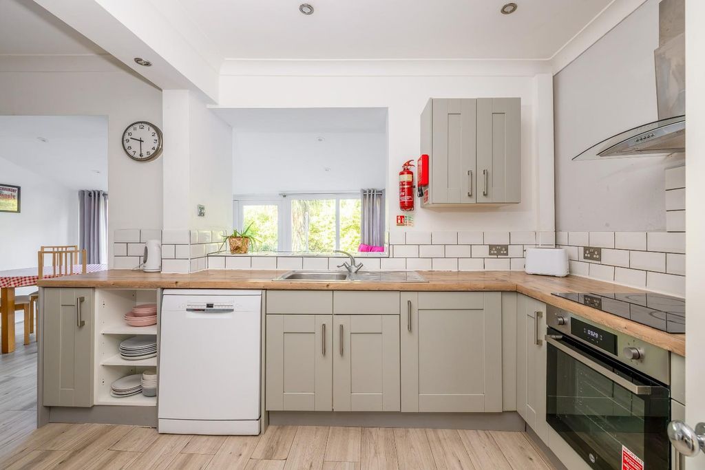 Property photo 3 of 18 014A7747-Charlien.Jpg