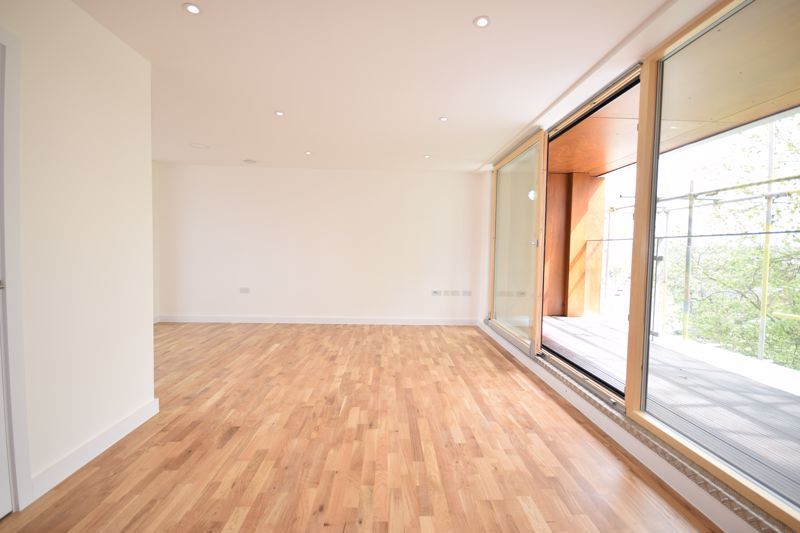 Property photo 2 of 11 Photo 20