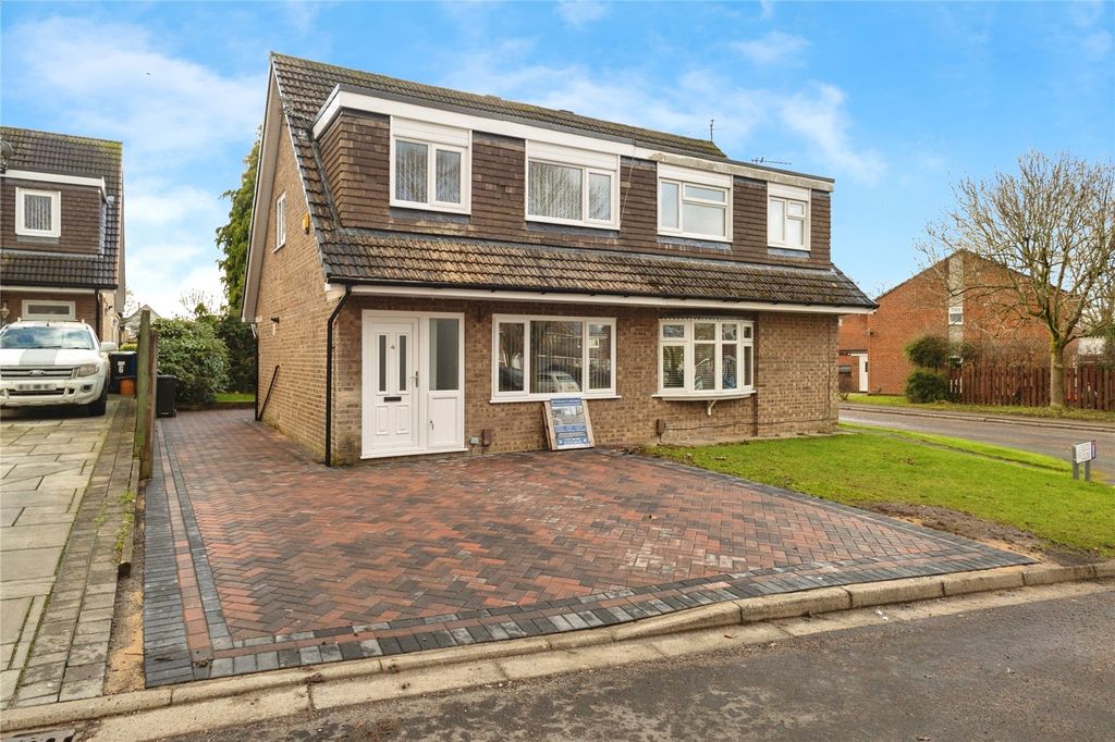 Property photo 1 of 16 Picture No. 03