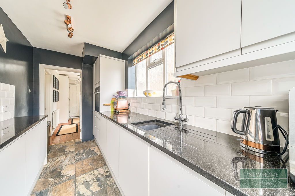 Property photo 3 of 21 Photo 14