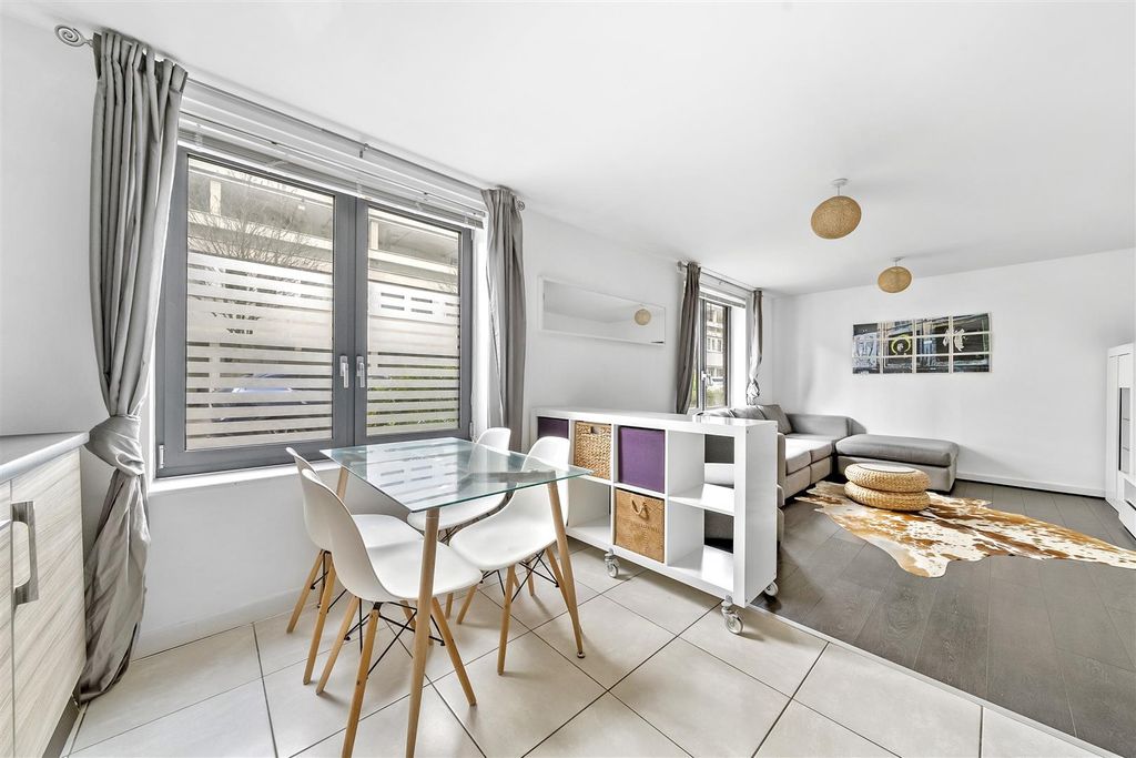 Property photo 1 of 21 Dsc03003.Jpg