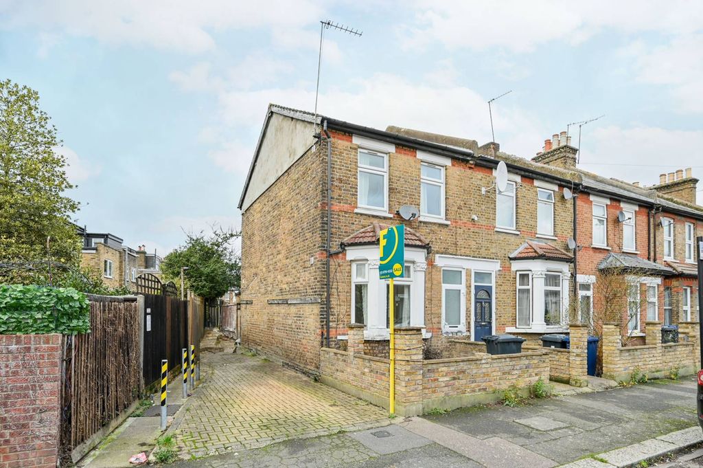 Property photo 2 of 2
