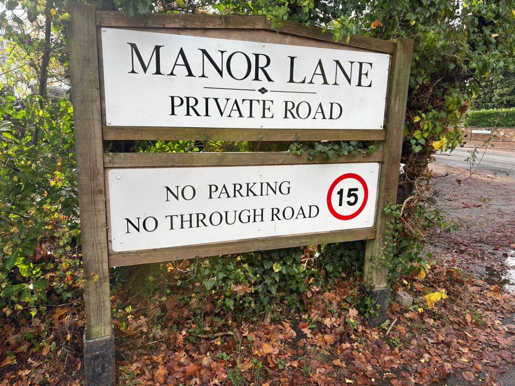 Property photo 3 of 41 4216328