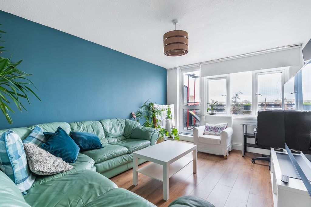 Property photo 3 of 7 917180 (1)