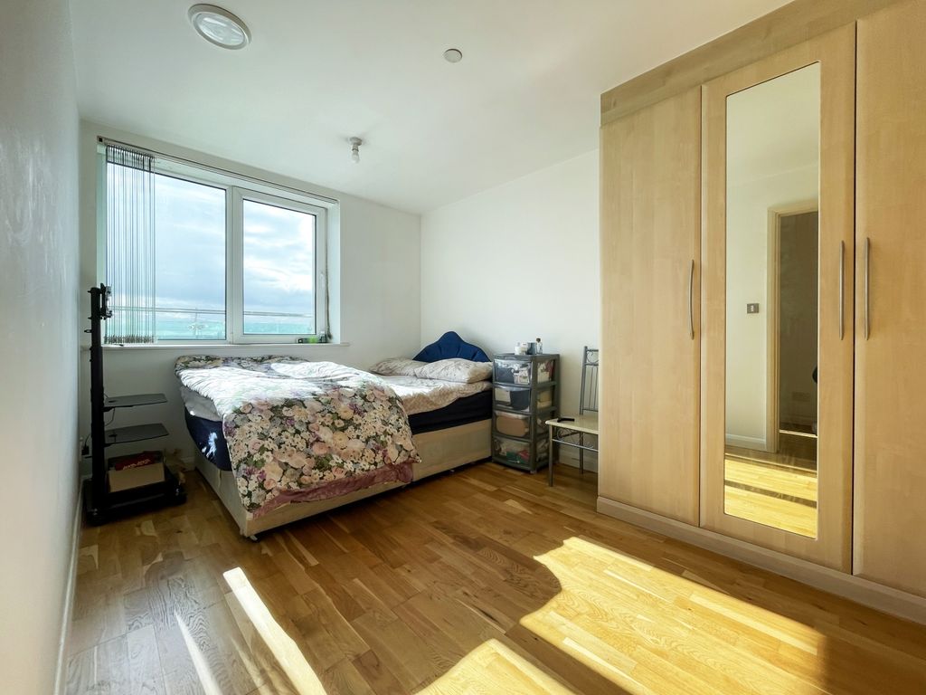 Property photo 3 of 7 Img_8096