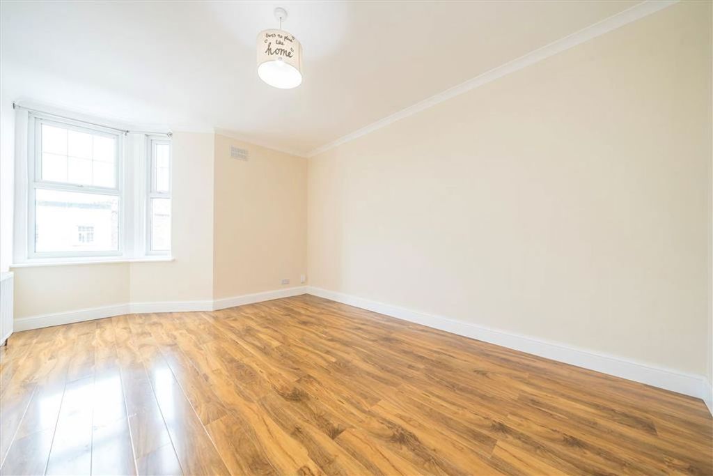 Property photo 3 of 4