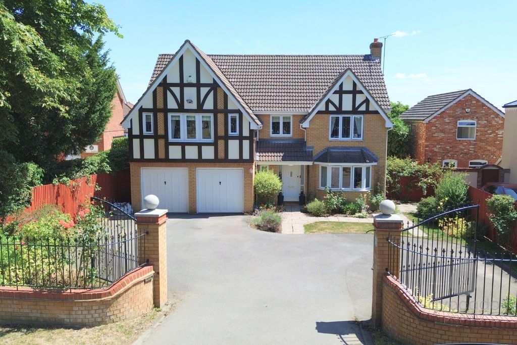 Property photo 1 of 31 4370730