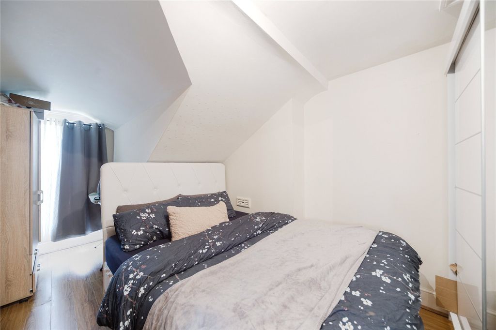 Property photo 3 of 6 Picture No. 02