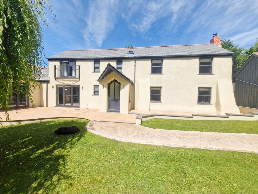 Property photo 1 of 22